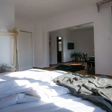 Apartment Cherry Garden Sveti Vlas